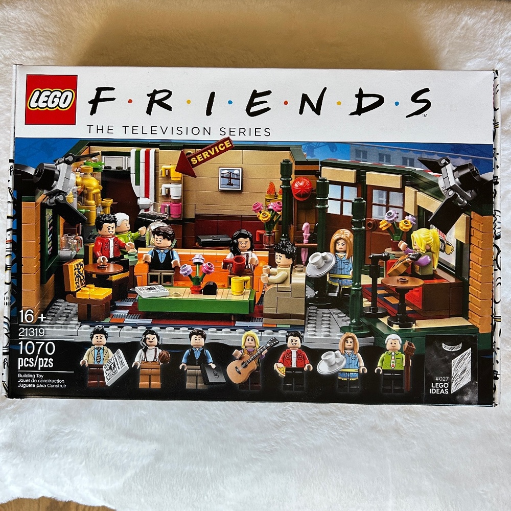 LEGO Friends Central Perk 21319 - Pre-owned